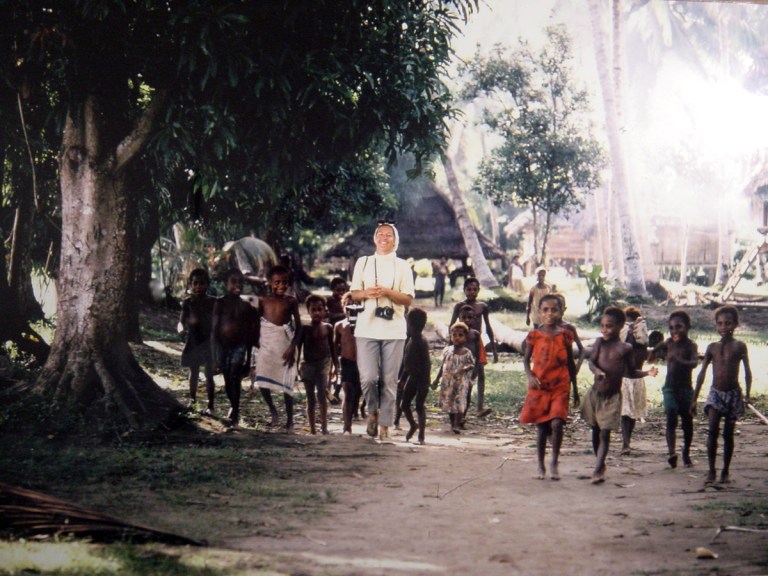 01-adm-papua-1969-lobel